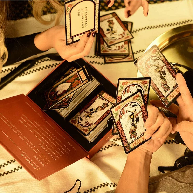 【瑕疵優惠】女人迷: 臉紅紅床遊卡牌